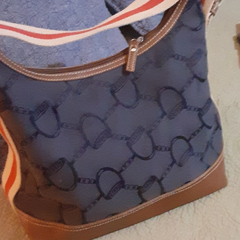 Attractive leather and fabric Chaps Shoulderbag
